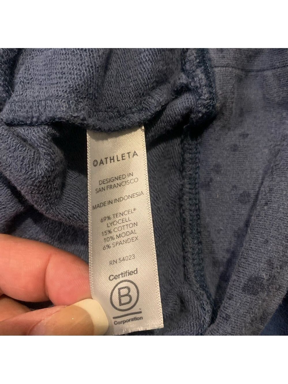 ATHLETA Studio to Street Blue Paint Splatter Crewneck Top size large - Picture 7 of 7